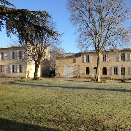 Chateau Pierre De Lune Bed & Breakfast