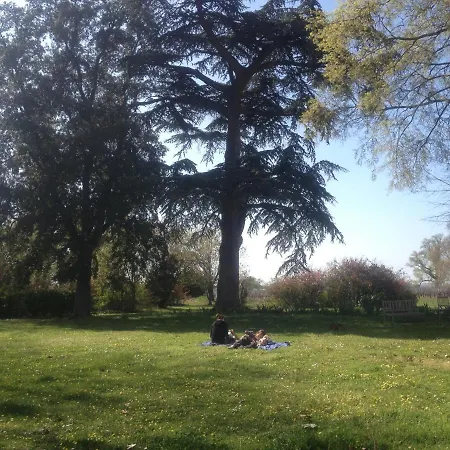 Chateau Pierre De Lune Frühstückspension