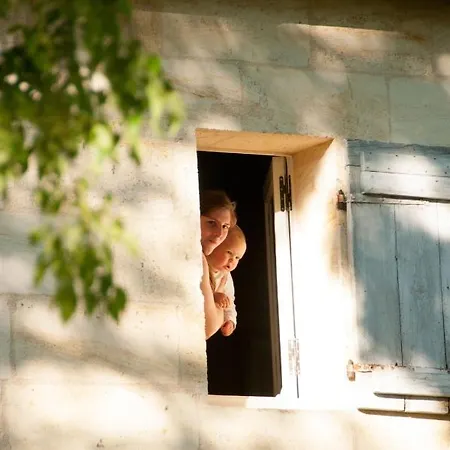 Oda ve Kahvaltı Chateau Pierre De Lune 3*