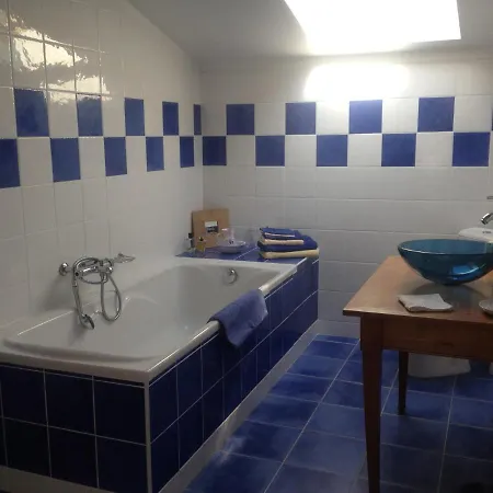 Bed and Breakfast Chateau Pierre De Lune Σεντ Εμιλιόν