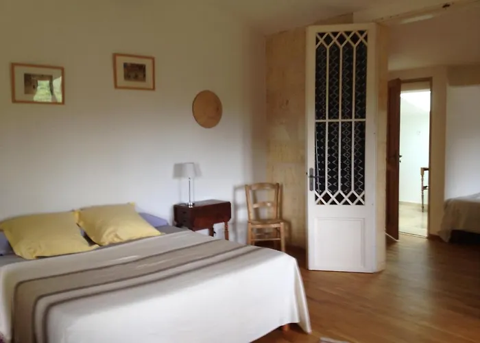 Bed & Breakfast Chateau Pierre De Lune Saint-Émilion