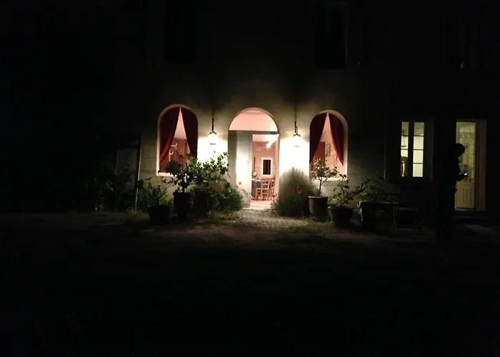 Chateau Pierre De Lune 3*