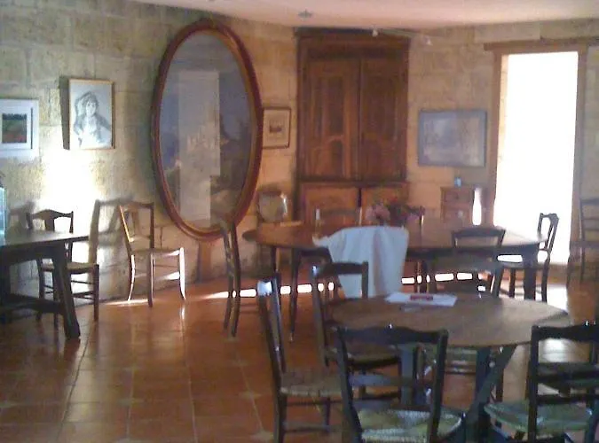 Bed & Breakfast Chateau Pierre De Lune Saint-Émilion